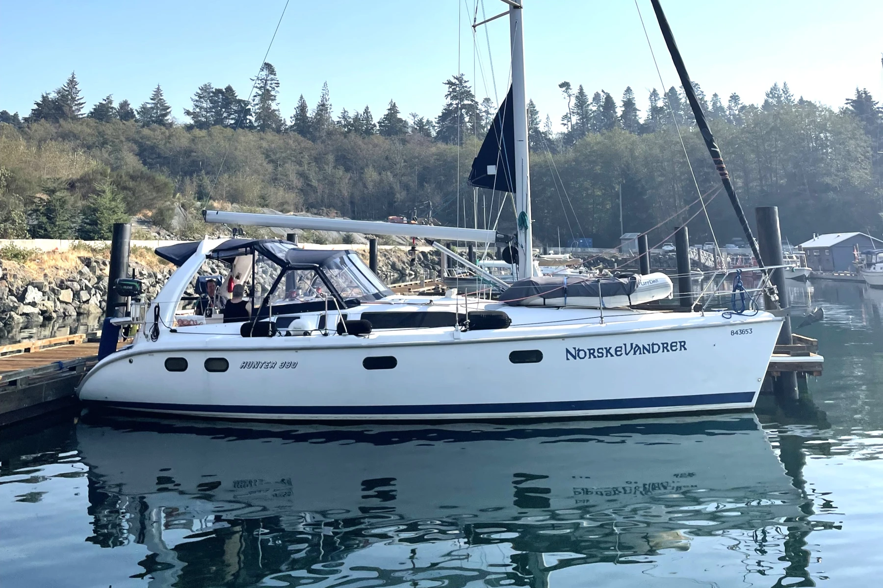 1999 Hunter 380 Cruiser for sale