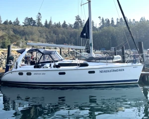 1999 Hunter 380 Cruiser for sale
